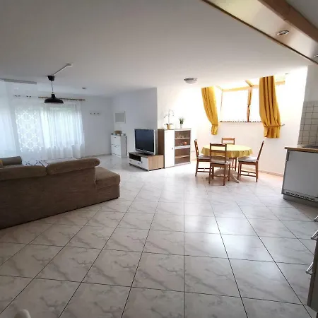 Jasmin & Alex Apartamento *